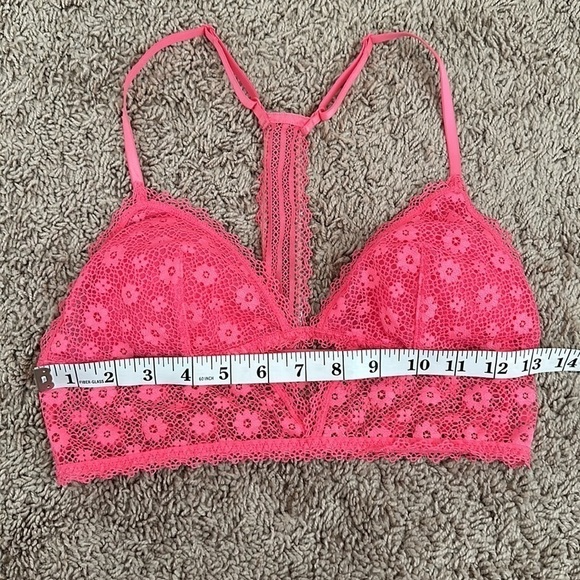 Victoria's Secret's Pink Lace Bracelet - Picture 10 of 11